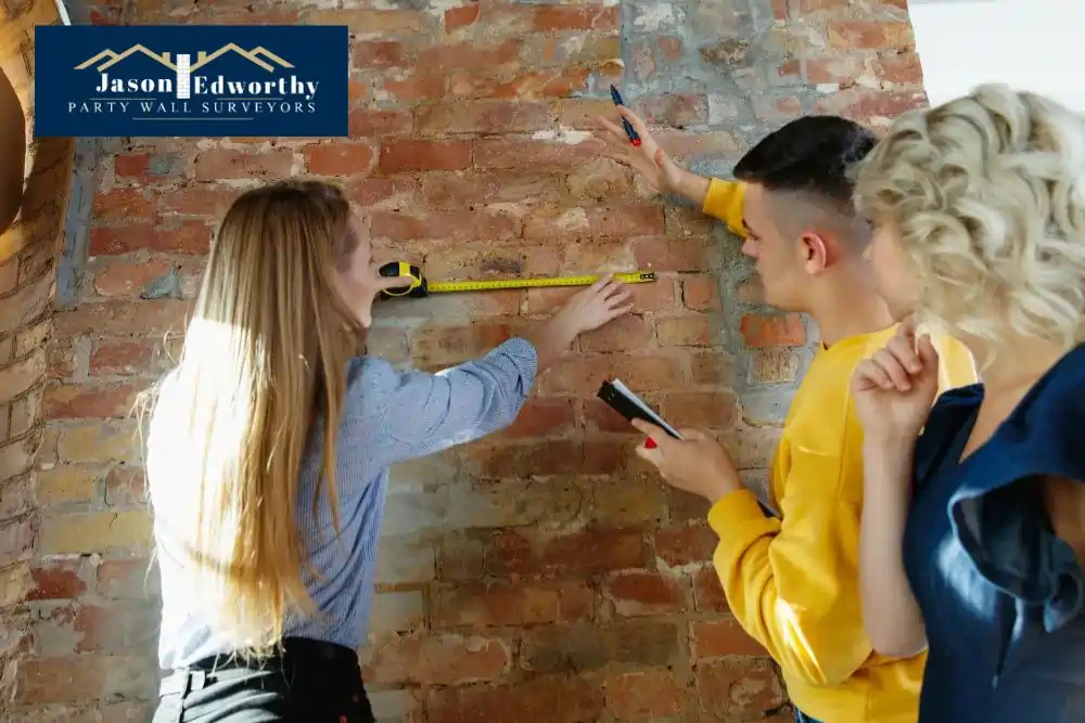 What are the responsibilities of a party wall surveyor Emsworth?